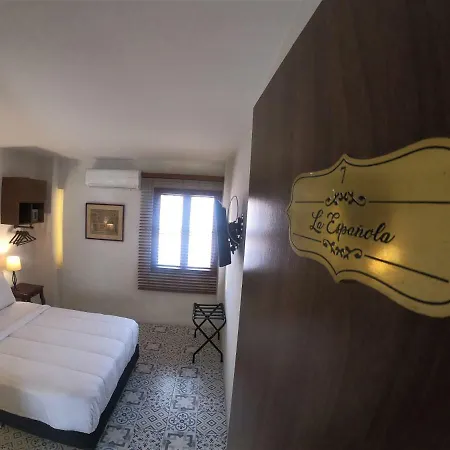 Columbus House 2*