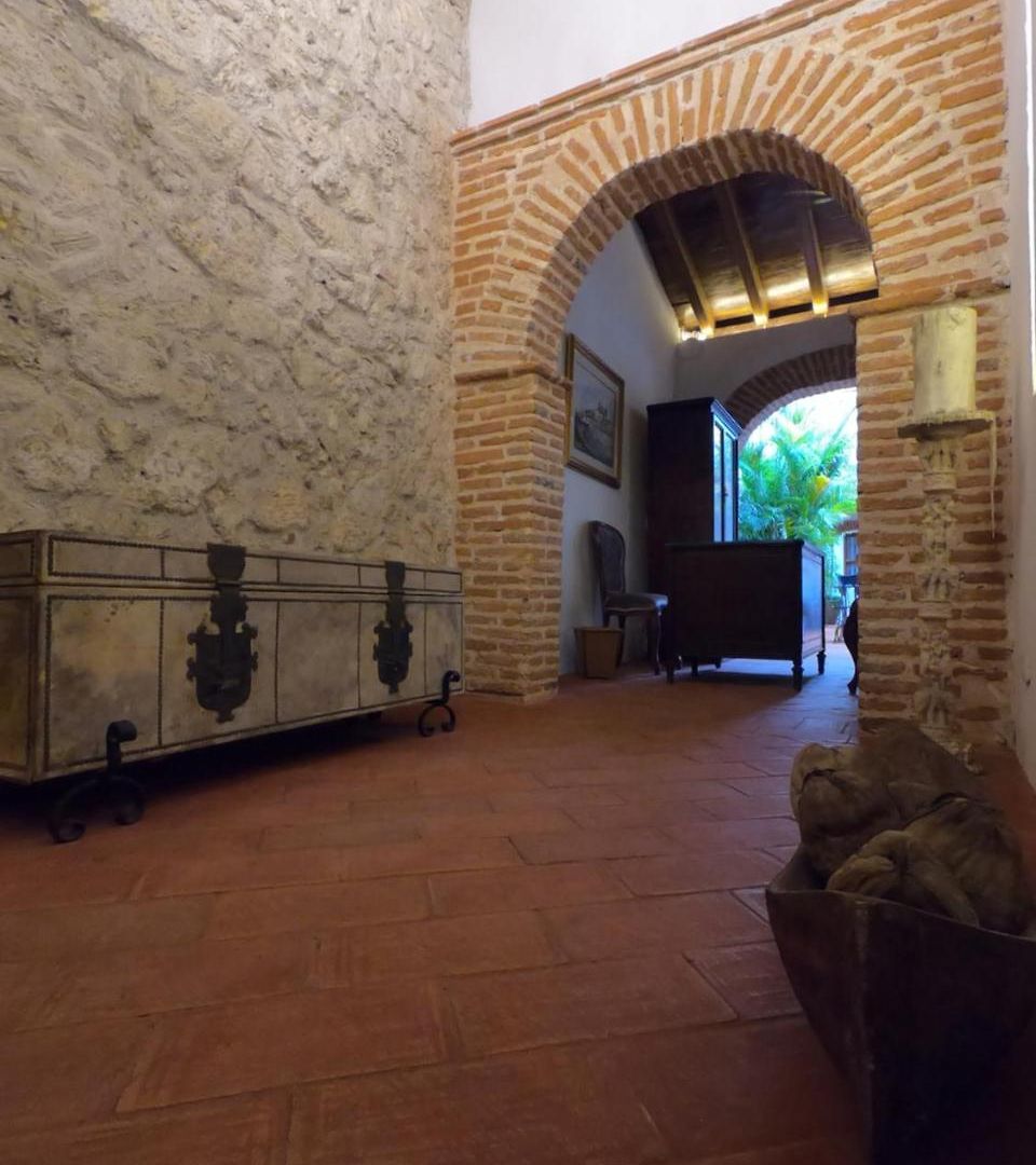 Columbus House Bed & Breakfast 2*