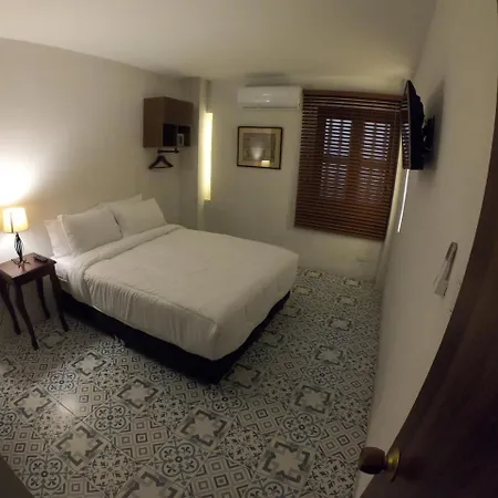 Columbus House Bed & Breakfast