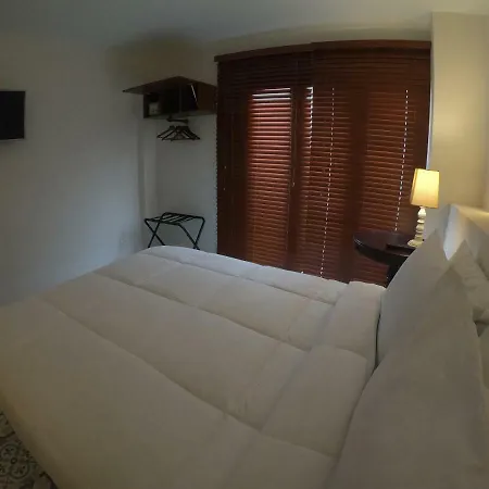 Columbus House Bed & Breakfast 2*